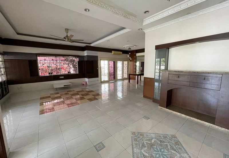 Bandar Puteri Puchong, Puteri 8