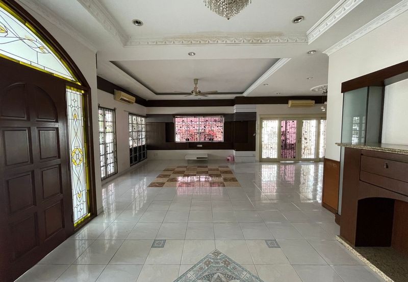 Bandar Puteri Puchong, Puteri 8