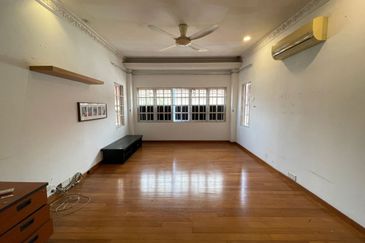 Bandar Puteri Puchong, Puteri 8