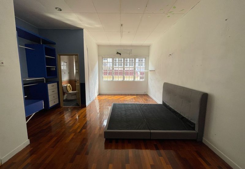 Bandar Puteri Puchong, Puteri 8