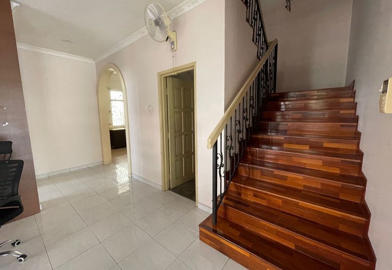 Bandar Puteri Puchong, Puteri 8