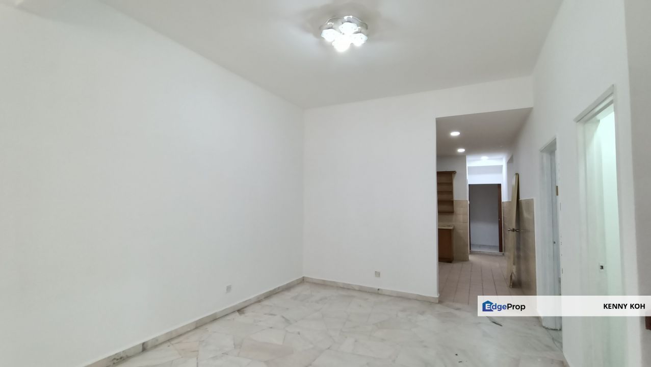 2.5 Storey House @ Kasawari Height, Bandar Puchong Jaya, Selangor, Puchong