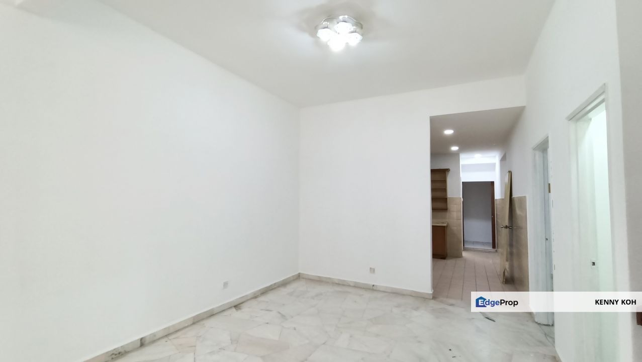 2.5 Storey Terrace House @ Kasawari Height, Bandar Puchong Jaya, Selangor, Puchong