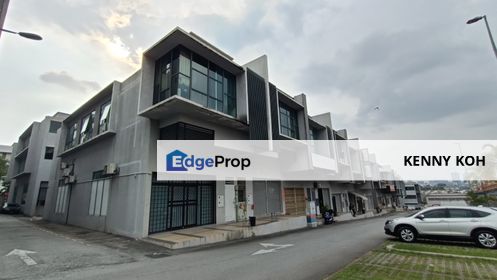 32 Avenue, Bukit Serdang Sri Kembangan, Selangor, Seri Kembangan