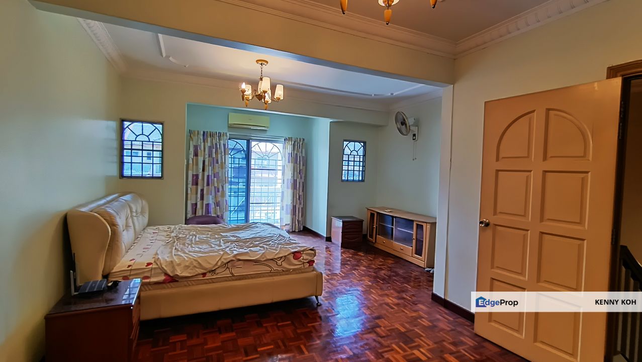 Kasawari Height, Bandar Puchong Jaya @ 2.5 Storey Terrace House, Selangor, Puchong