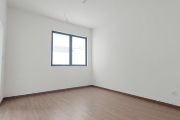 Lucent Residence @ twentyfive.7