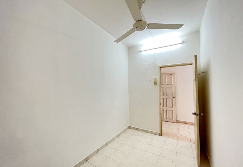 Bayu Villa Apartment, Bayu Perdana
