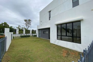 Sencilia @ Eco Sanctuary