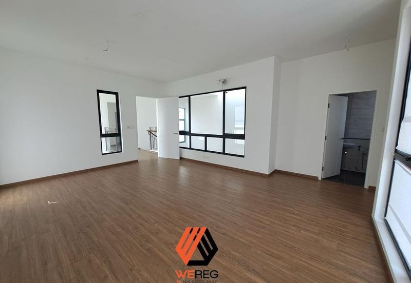 Lucent Residence @ twentyfive.7