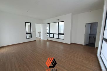 Lucent Residence @ twentyfive.7