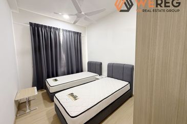 Gravit8 @ Klang South