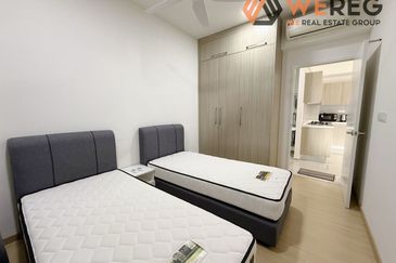 Gravit8 @ Klang South