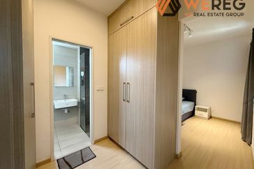 Gravit8 @ Klang South