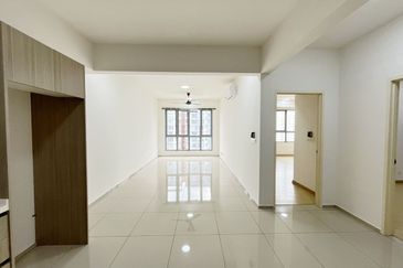 Gravit8 @ Klang South