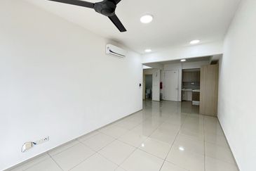 Gravit8 @ Klang South