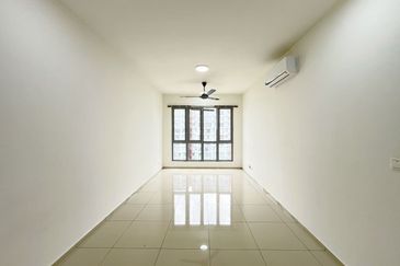 Gravit8 @ Klang South