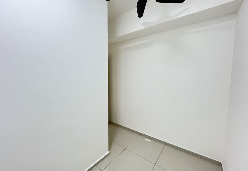 Gravit8 @ Klang South