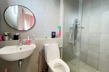 Dalia Residences @ Tropicana Aman