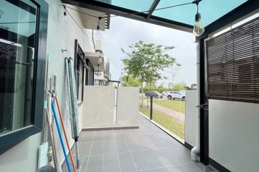 Dalia Residences @ Tropicana Aman