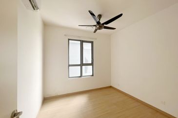 Gravit8 @ Klang South