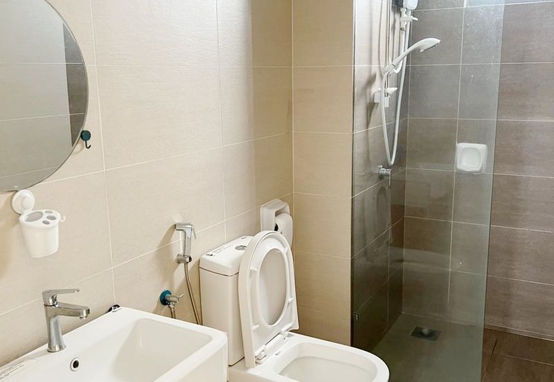 Gravit8 @ Klang South