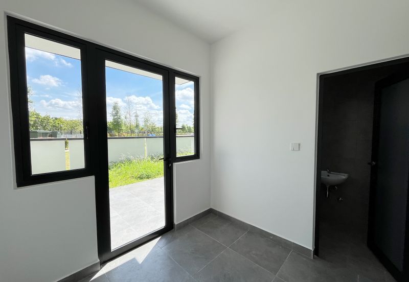 Freesia Residences @ Tropicana Aman