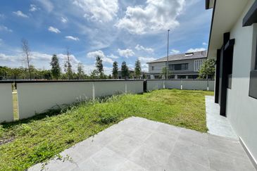 Freesia Residences @ Tropicana Aman