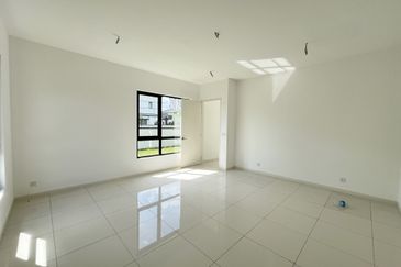 Freesia Residences @ Tropicana Aman