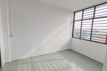 Lebuh Turi, Taman Chi Liung