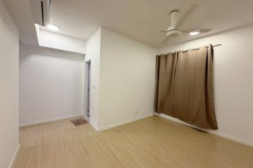 Gravit8 @ Klang South