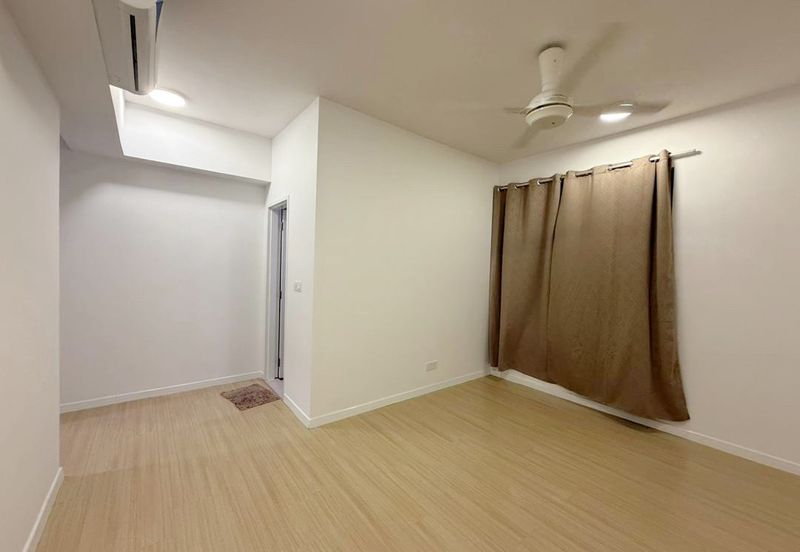 Gravit8 @ Klang South