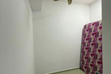 Gravit8 @ Klang South