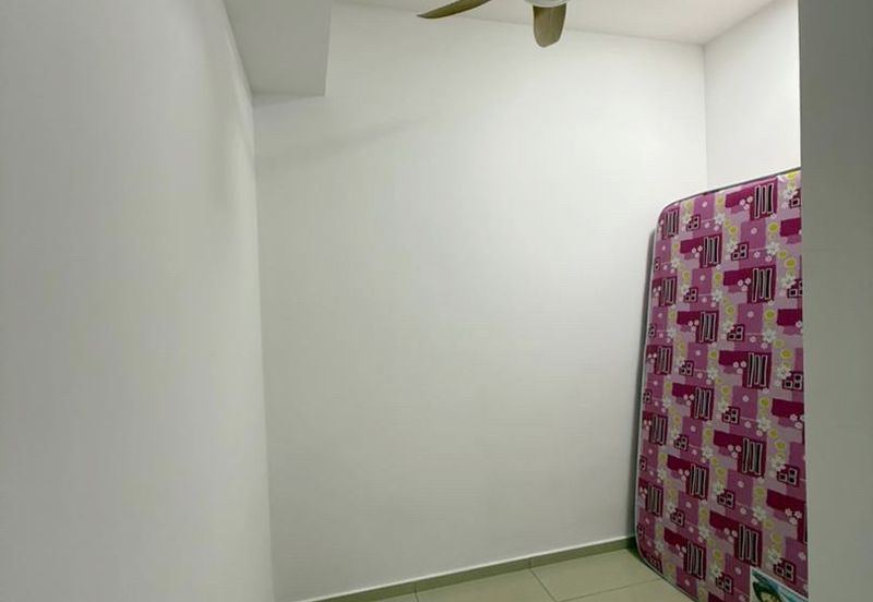 Gravit8 @ Klang South