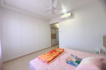 Gravit8 @ Klang South