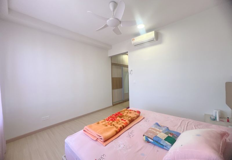 Gravit8 @ Klang South