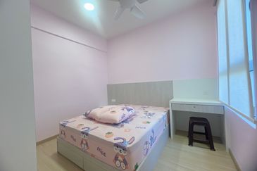 Gravit8 @ Klang South