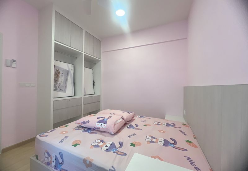 Gravit8 @ Klang South