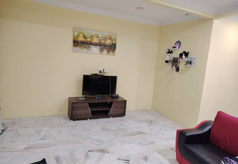 Taman Tepi Sungai ( Taman Teluk Pulai Indah )