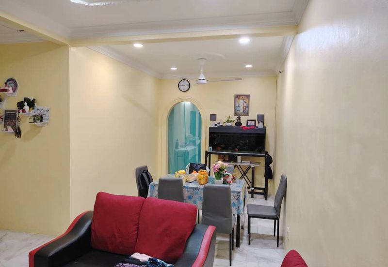 Taman Tepi Sungai ( Taman Teluk Pulai Indah )