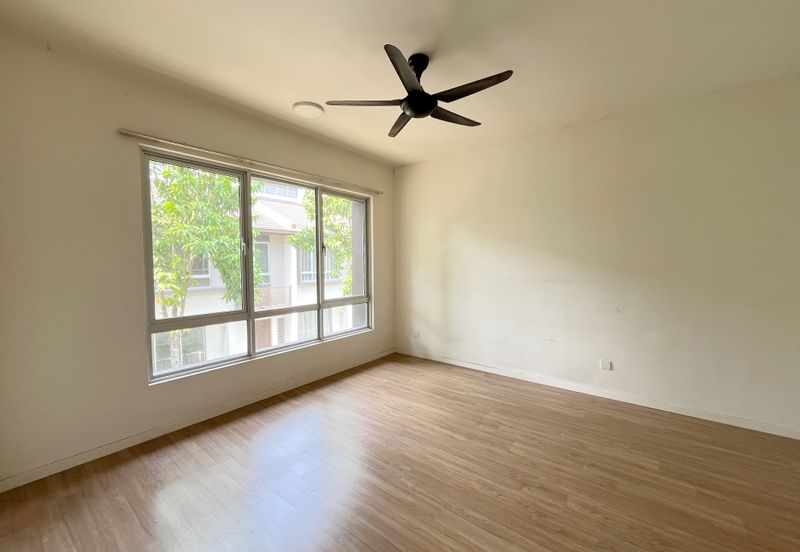 Arahsia Residences, Tropicana Aman