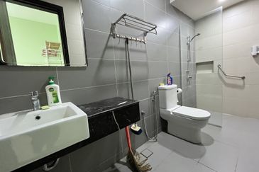 Duta Villa, Setia Alam