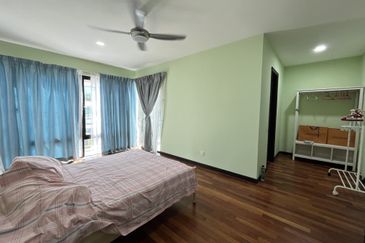 Duta Villa, Setia Alam