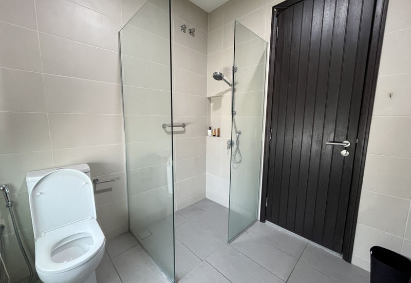 Duta Villa, Setia Alam