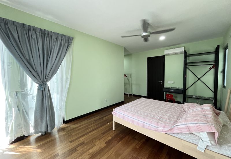 Duta Villa, Setia Alam