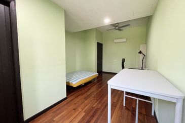 Duta Villa, Setia Alam