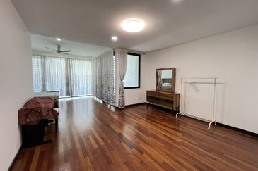 Duta Villa, Setia Alam