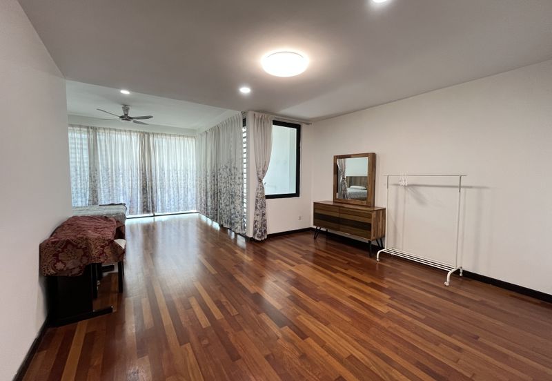 Duta Villa, Setia Alam