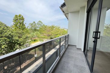 Freesia Residences @ Tropicana Aman