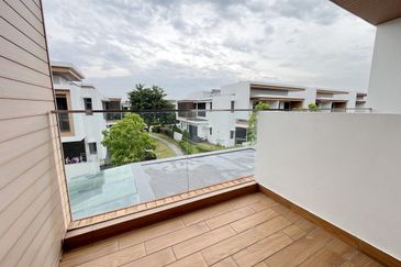 Terraza @ Eco Sanctuary