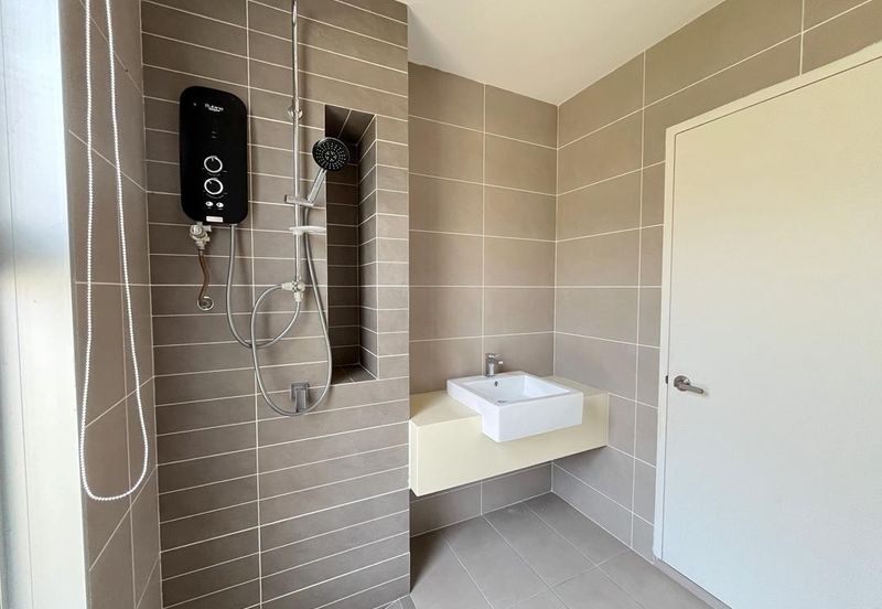 Arahsia Residences, Tropicana Aman